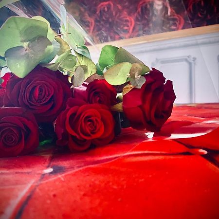 Bulle D'Amour , Une Nuit En Amoureux تان المظهر الخارجي الصورة